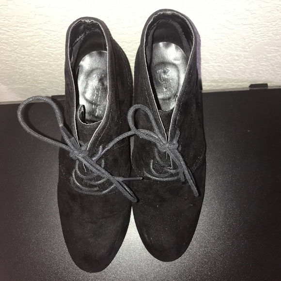 Black lace up wedges - Picture 3 of 3